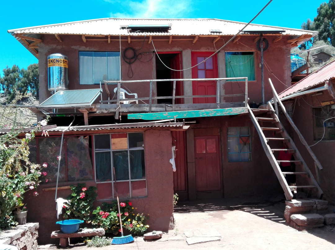 Taquile Sumaq Wasi