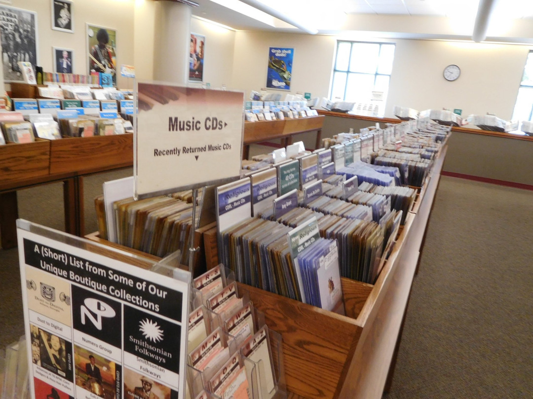 Urbana Public Library-厄巴纳必去景点