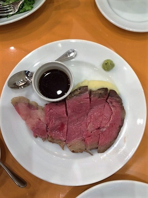 ステーキ&トラットリア カルネジーオ 大手町
