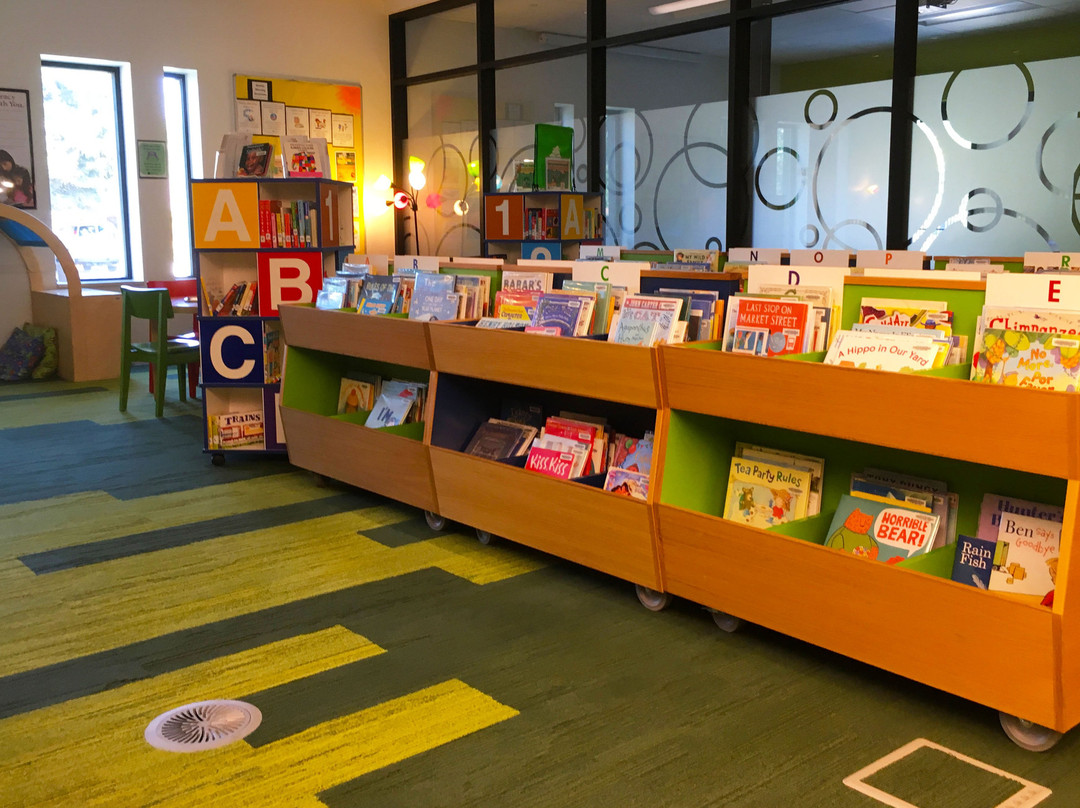 Riverside Library and Cultural Center-Evans必去景点