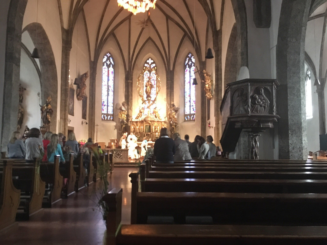 Pfarrkirche Maria Himmelfahrt-Kuchl必去景点