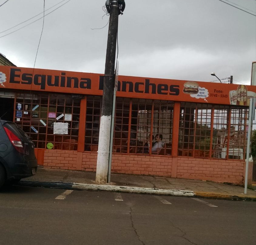 Dois Irmaos das Missoes餐馆和美食-Esquinao Lanches