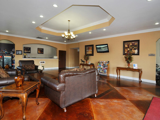 Super 8 By Wyndham Beaumont