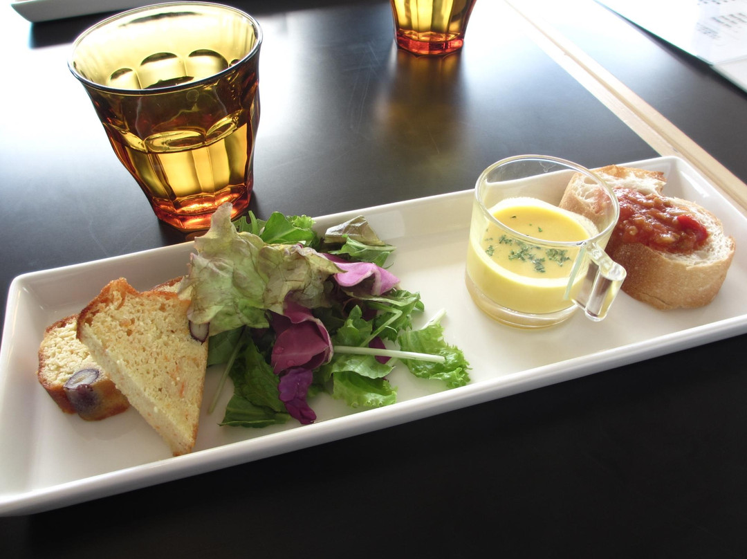 デイス イズ カフェ 静岡店