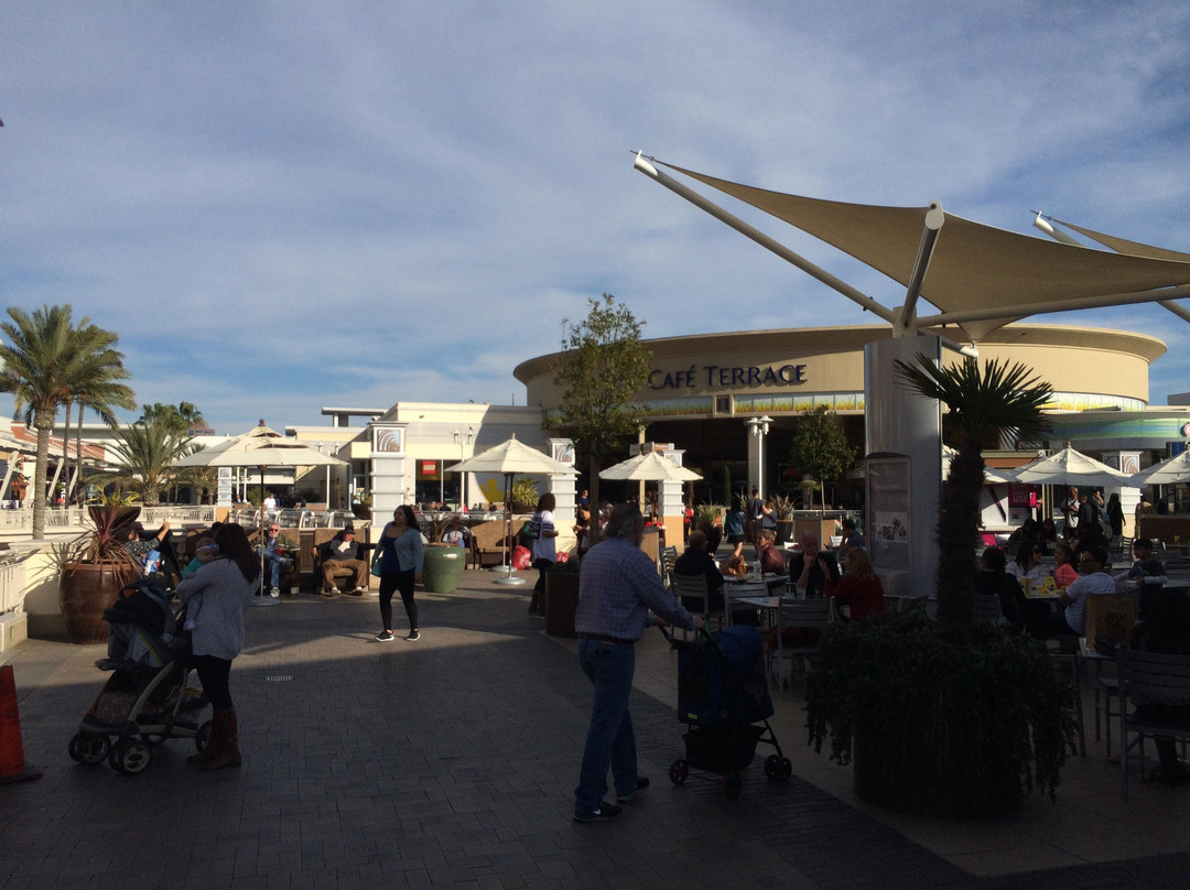 时尚河谷购物中心-圣地亚哥必去景点