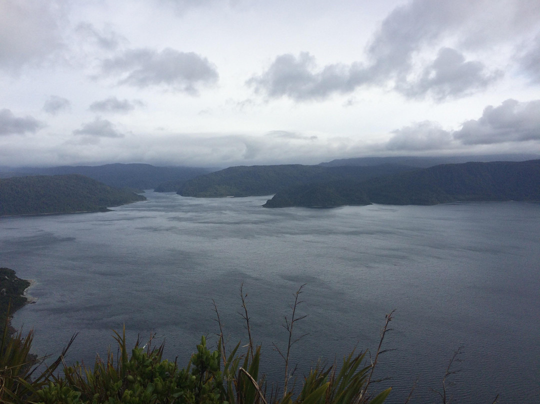 Lake Waikaremoana景点图片