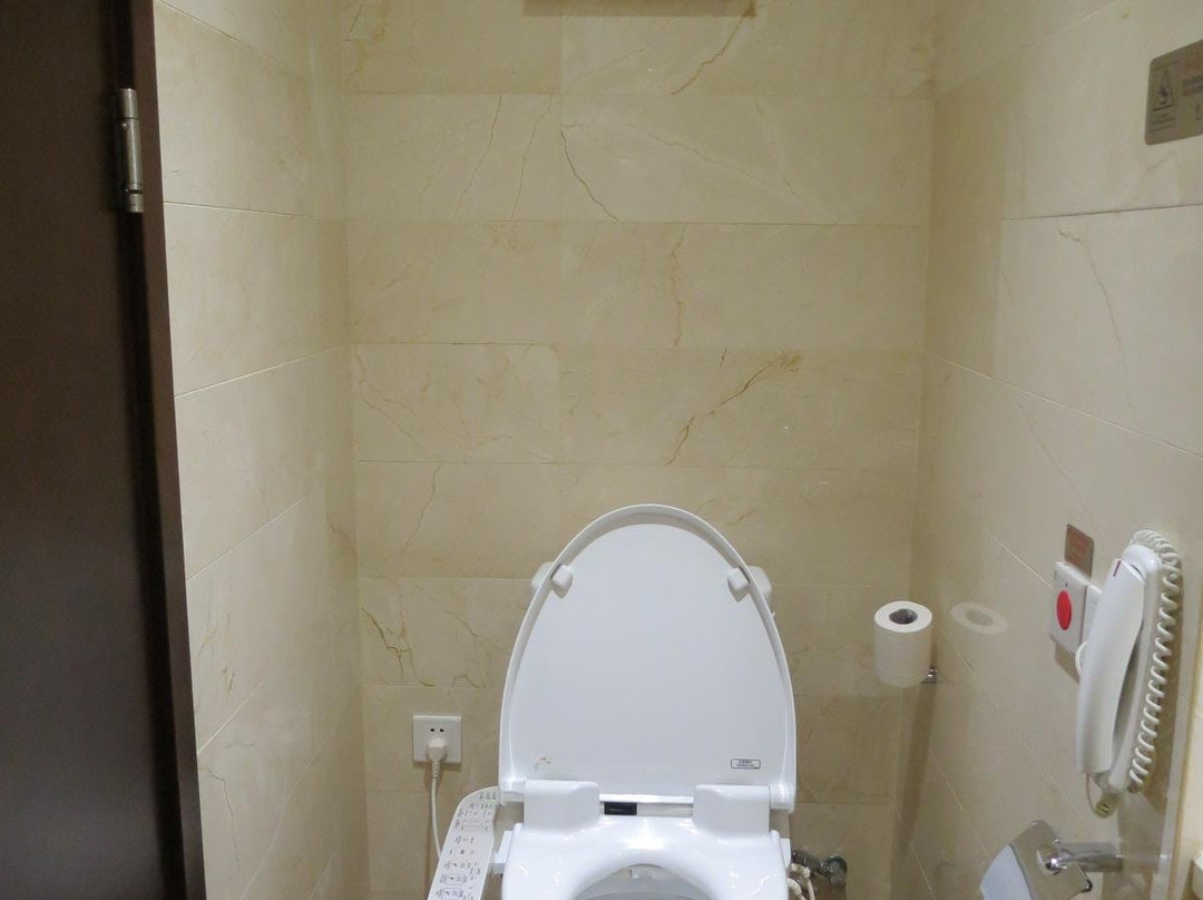 珠海L酒店(拱北口岸高铁站店)主图