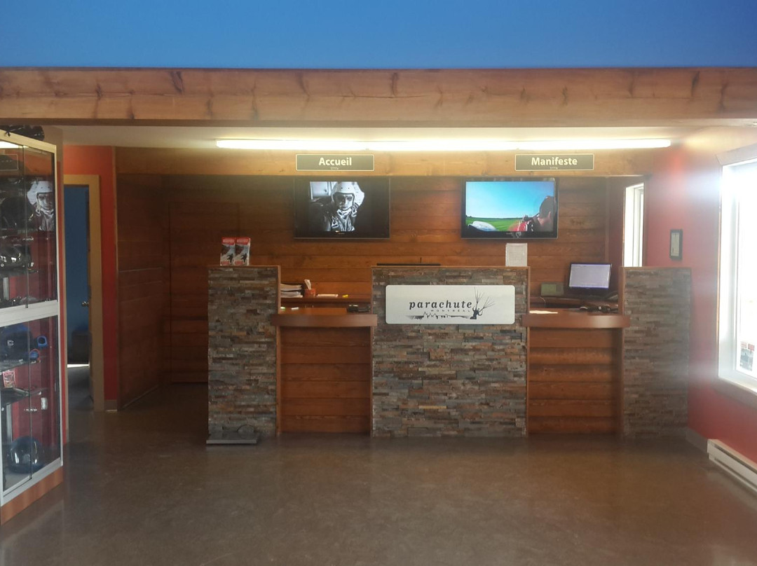 Parachute Montreal-Saint-Esprit必去景点