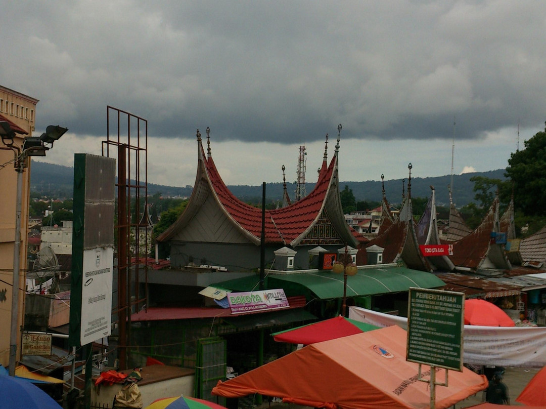 Pasar Atas Bukittinggi-武吉丁宜必去景点