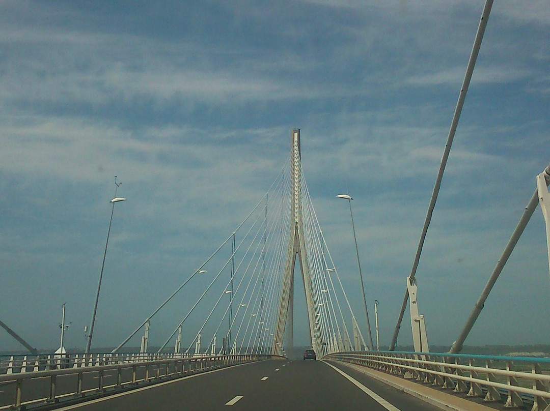 Pont de Normandie-翁弗勒尔必去景点