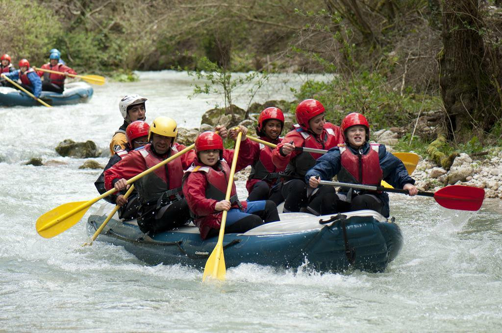 Gaia Rafting Center-Serravalle必去景点