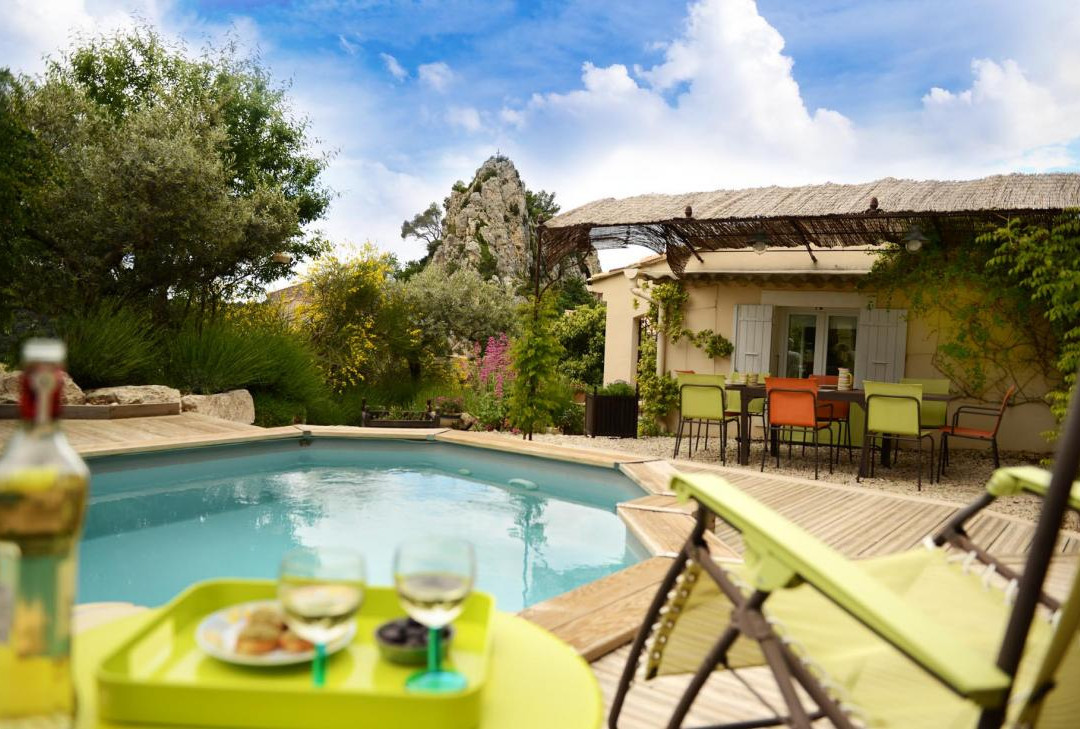 Saint-Hippolyte-le-Graveyron酒店住宿-Mas de Carabelle