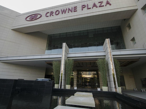 西安皇冠假日酒店主图