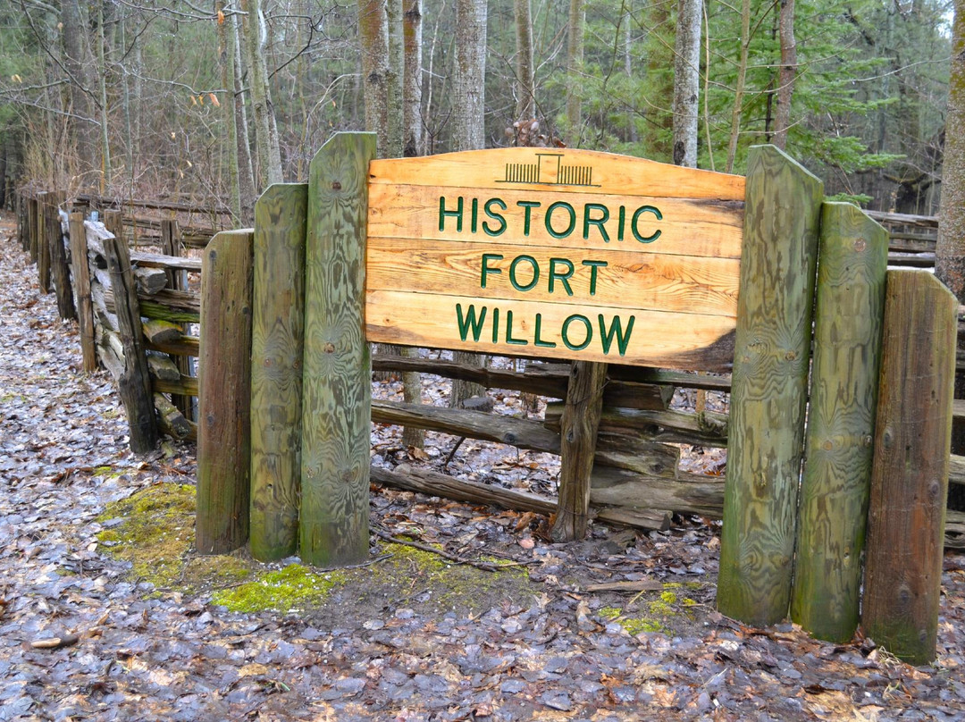 Historic Fort Willow景点图片