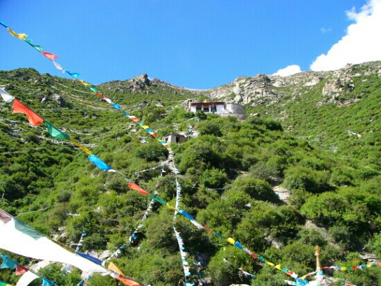 青朴修行地-扎囊县必去景点