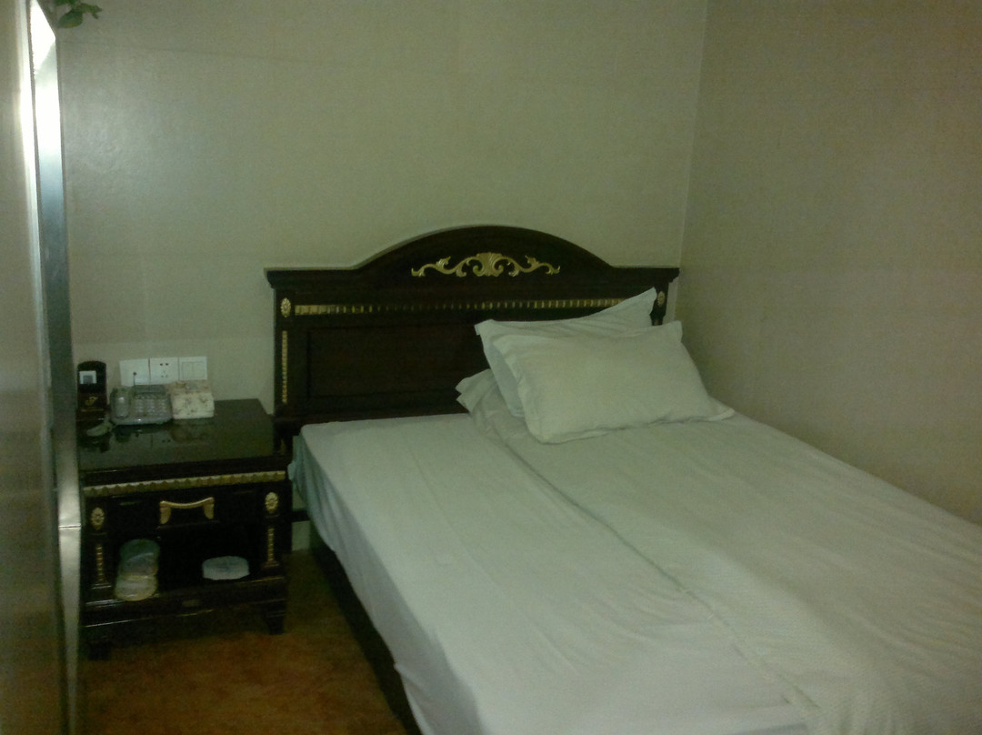 肯定·观美酒店(南京新街口金融中心中央商场店)主图