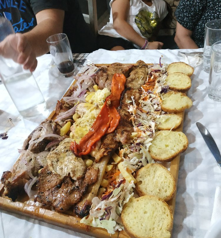 Stavraki餐馆和美食-Pikantiko