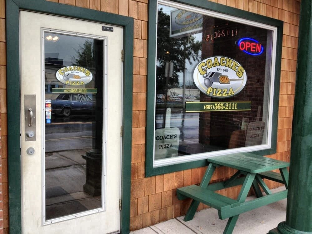 Waverly餐馆和美食-Coaches Pizza