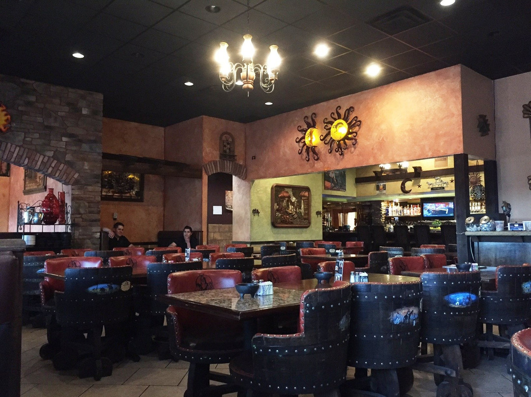 Tres Potrillos Medina