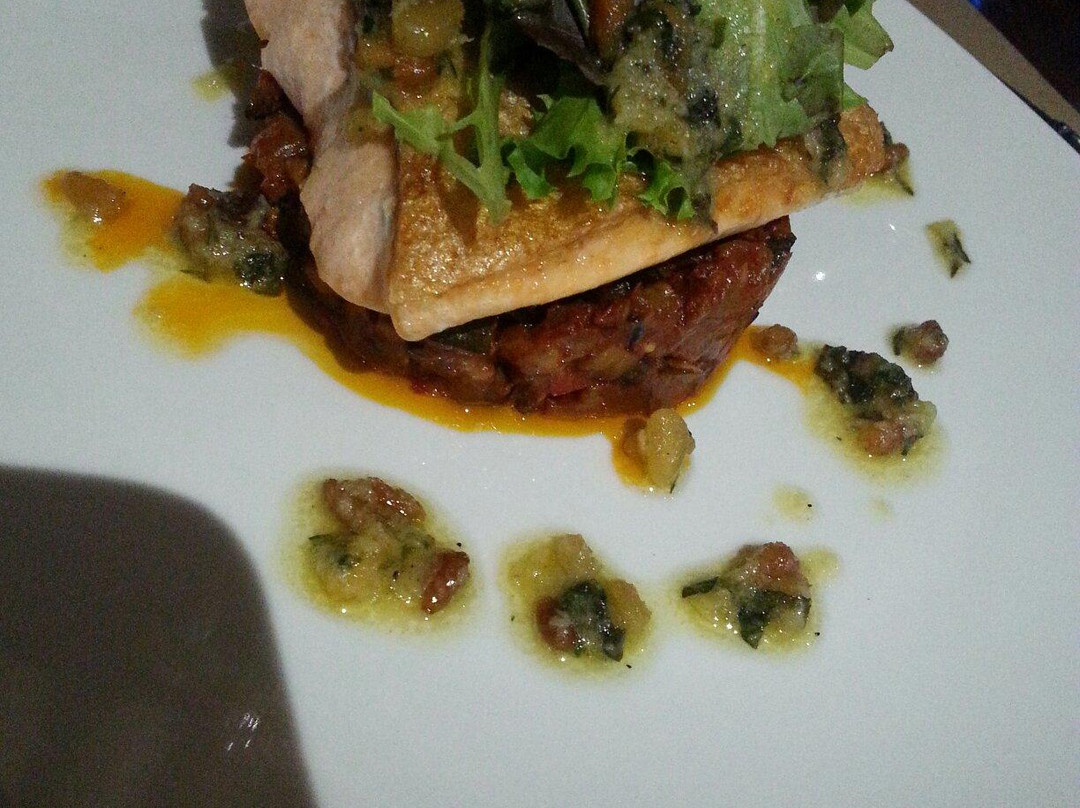 Fontaines-Saint-Martin餐馆和美食-Histoire Sans Faim