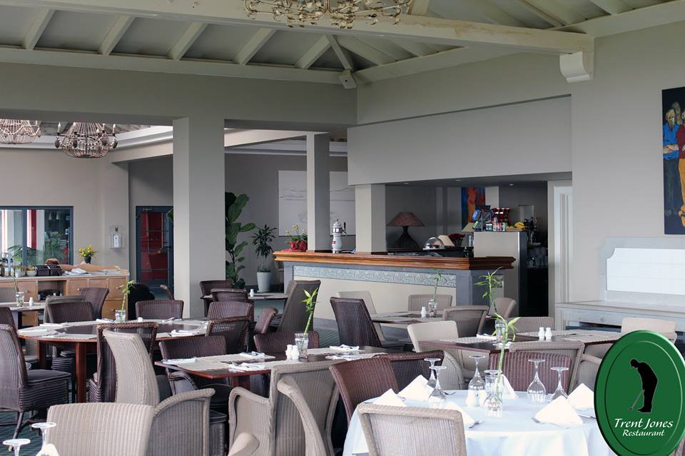 Santo António da Serra Machico餐馆和美食-Restaurante Trent Jones