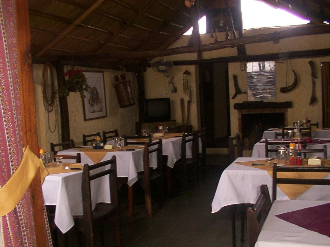 Tacuarembo餐馆和美食-la rueda