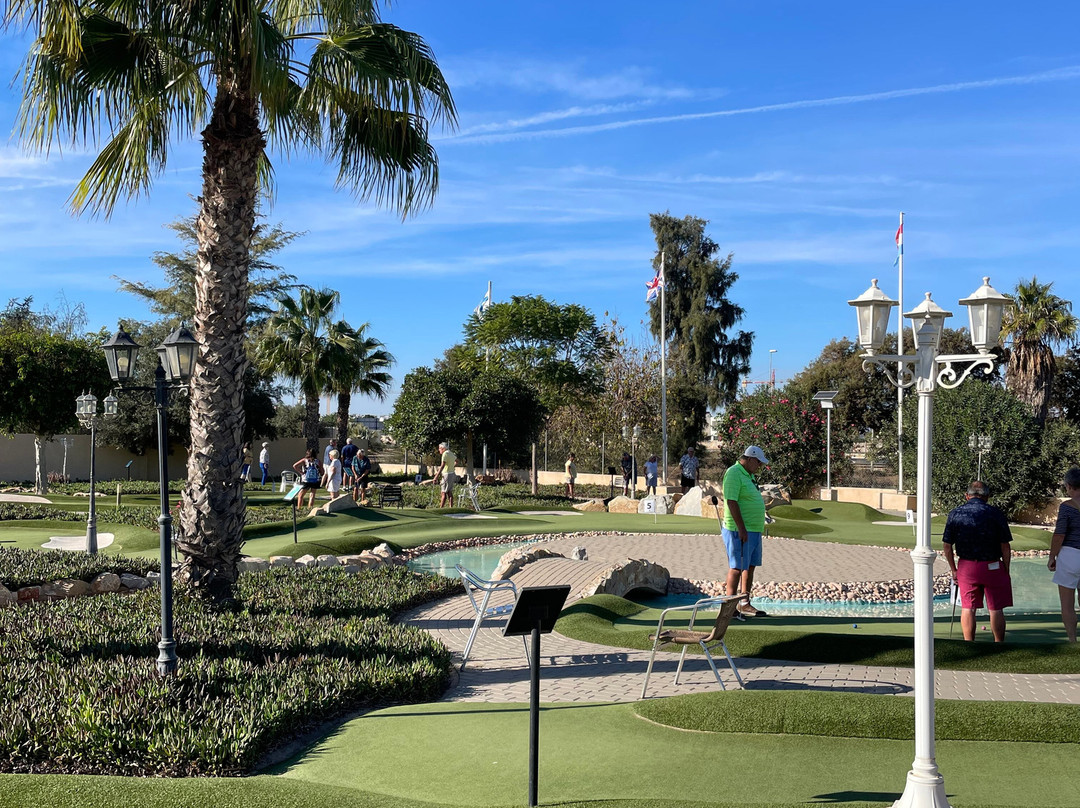 Golf Delux-洛斯阿尔卡萨雷斯必去景点