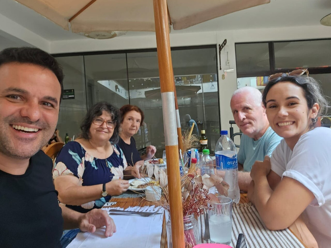 Galeria Bichinho-Vitoriano Veloso必去景点