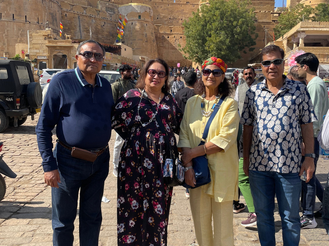 格班迪皇宫酒店