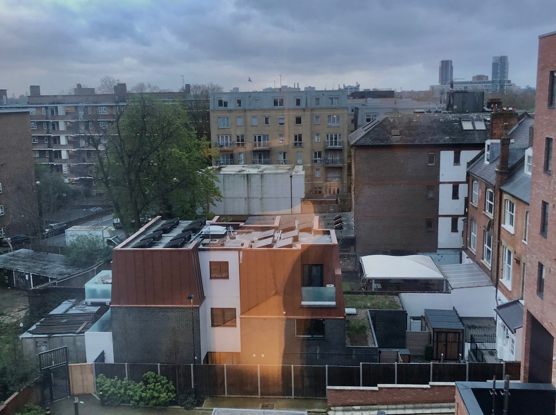 Travelodge London Manor House主图