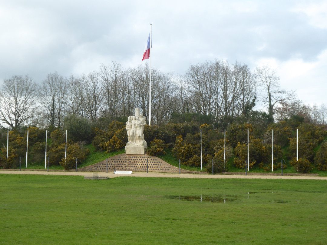 La Carrière des Fusillés景点图片