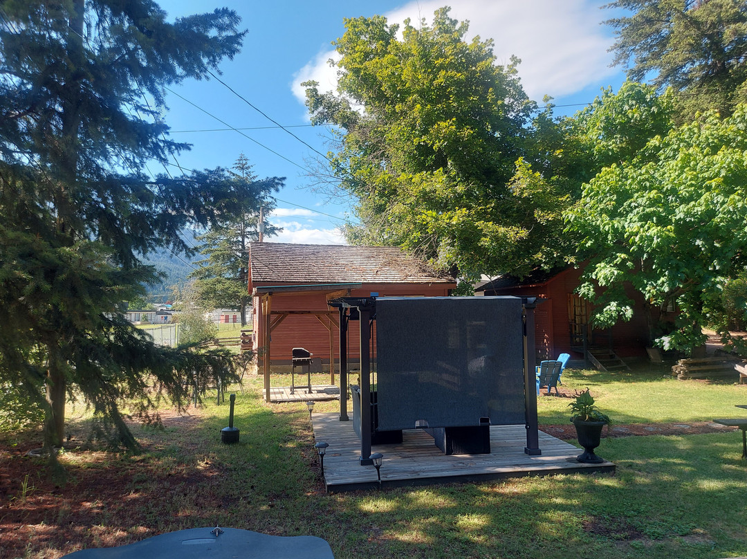 Old Towne Inne Chuckwagon Bar & Grill主图