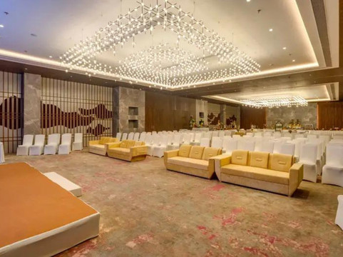 爱莫尔酒店主图