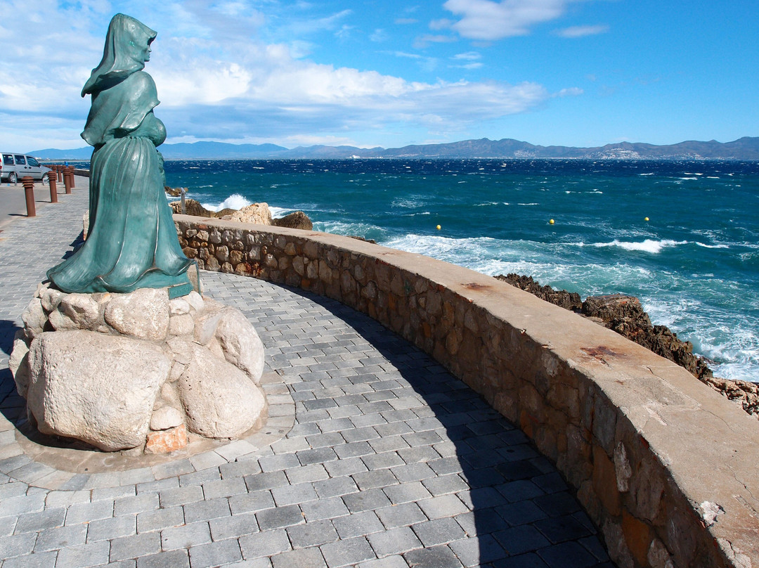 Monumen A La Dona Pescadora景点图片