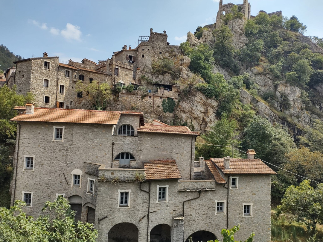 Centro Storico-Castelvecchio di Rocca Barbena必去景点