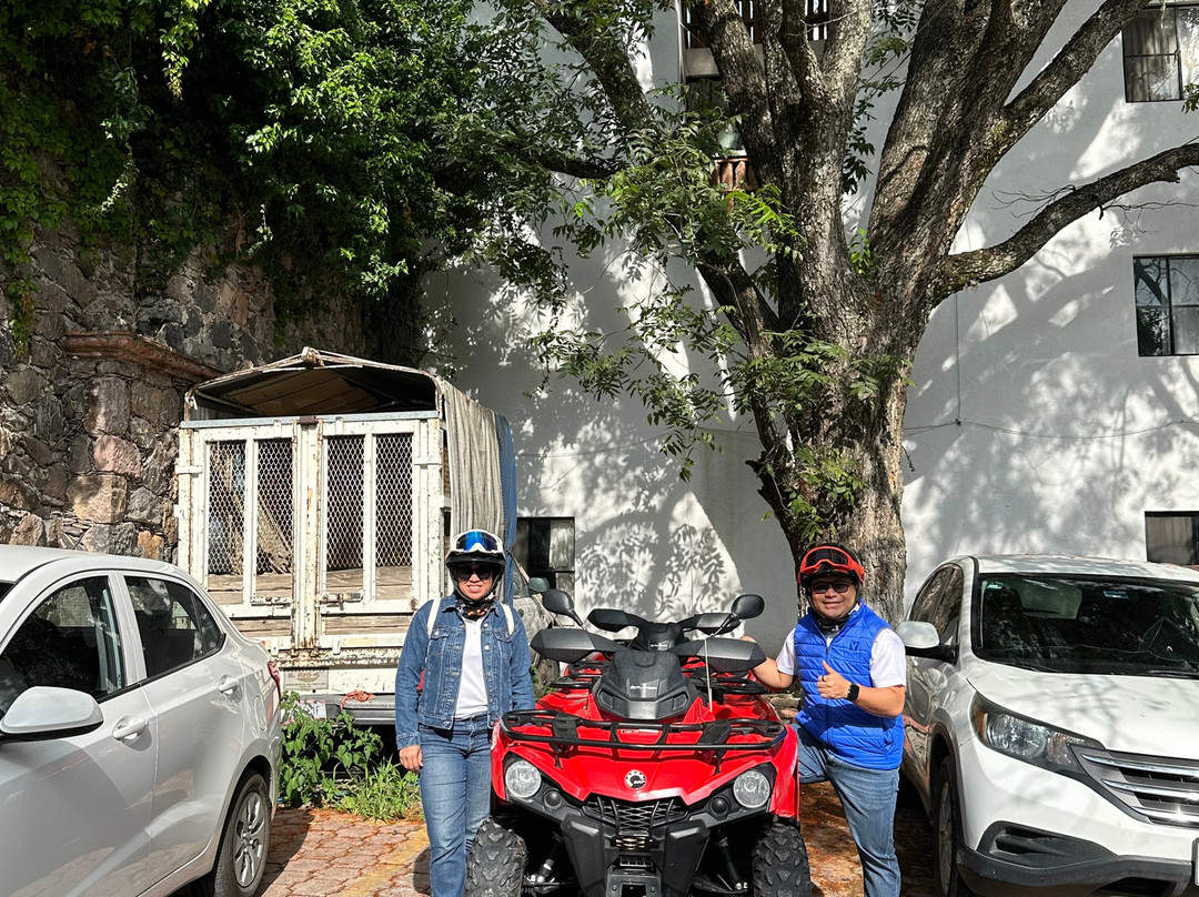 Explore San Miguel Off-Road (Tours en cuatrimoto)-圣米格尔护城必去景点