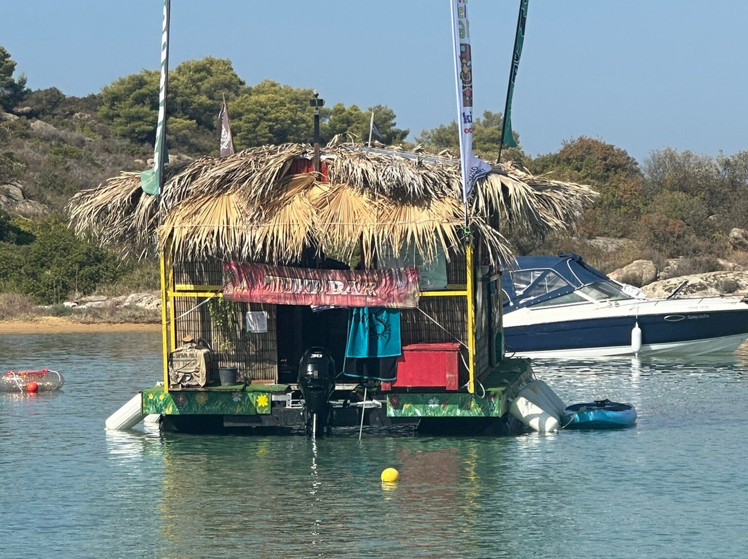 Albatross Rent a Boat Vourvourou-Vourvourou必去景点