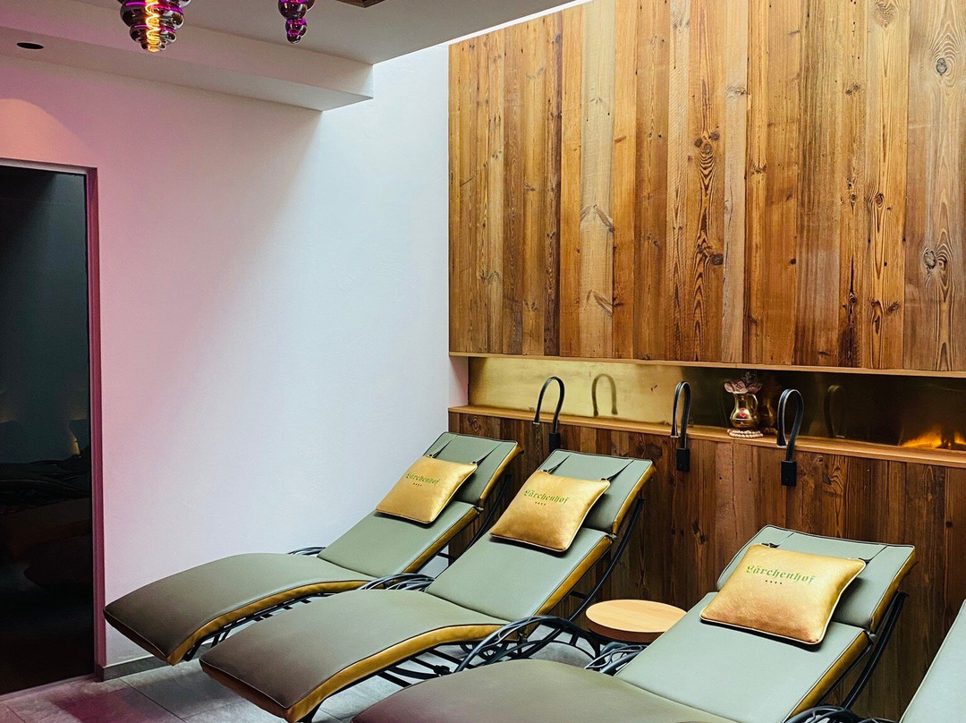 拉辰侯酒店主图