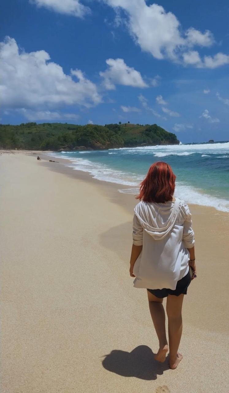 Gondo Mayit Beach-2024年9月20日上传的实拍图