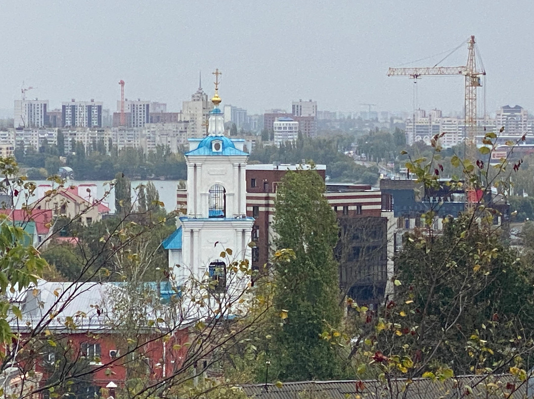 Tikhvino-Onufriyevskaya Church景点图片