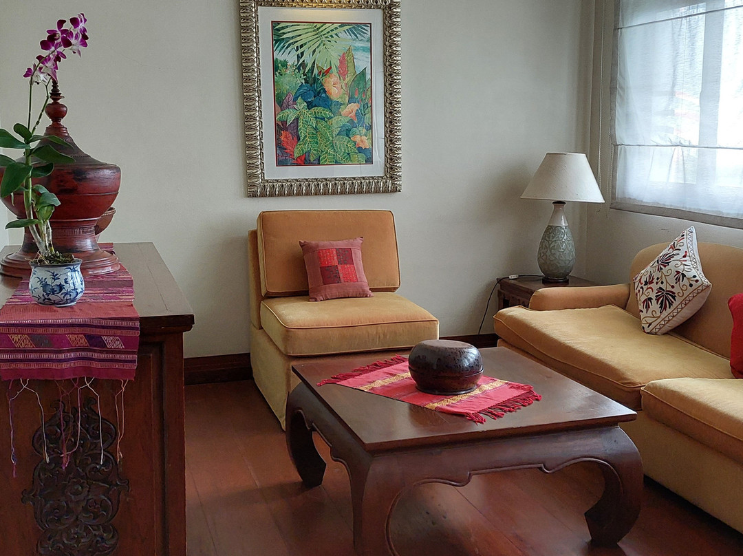 奥里亚索维利亚酒店主图