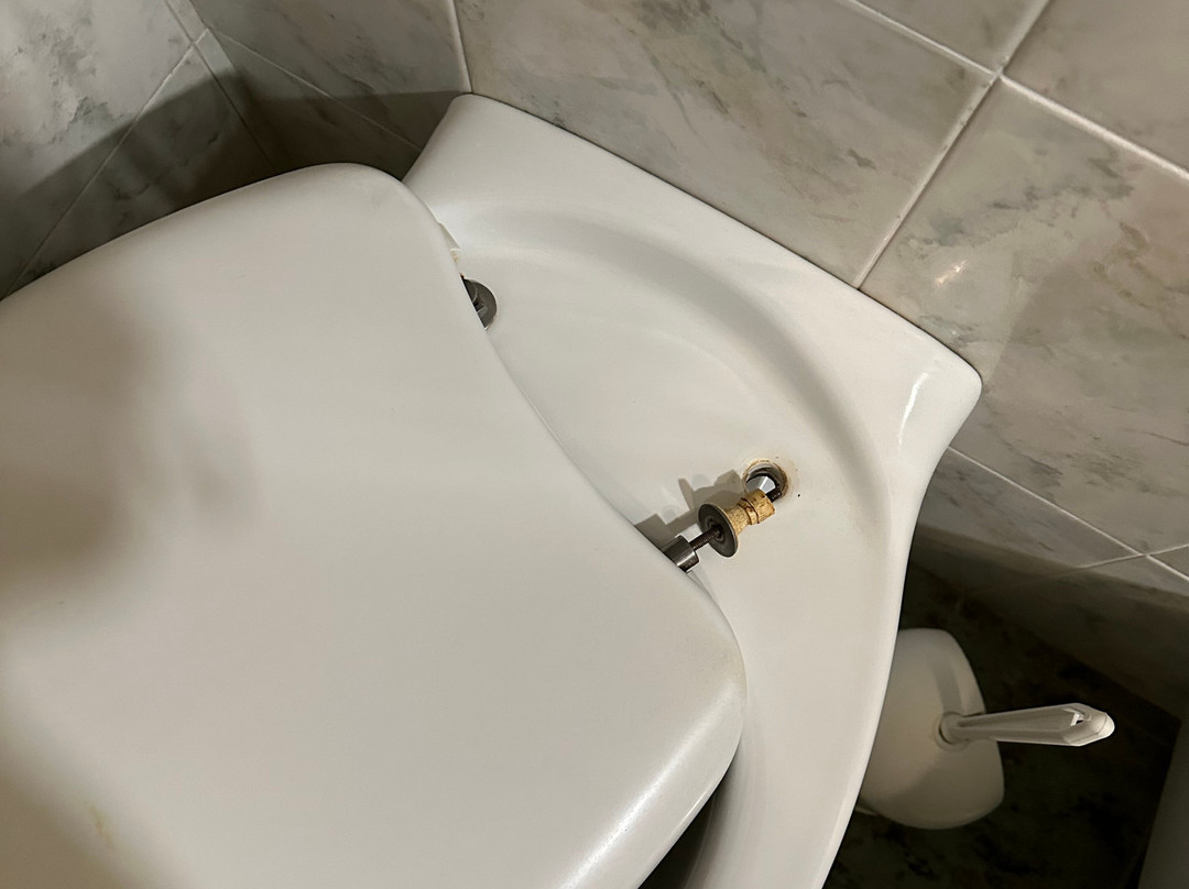 新皮欧内酒店主图