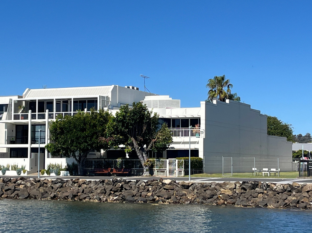 Bay Breeze Boutique Motel主图