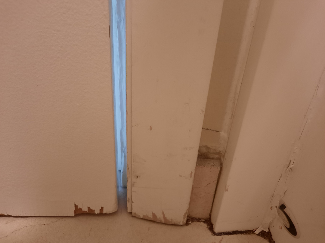 河岸阶地贝斯特韦斯特酒店主图