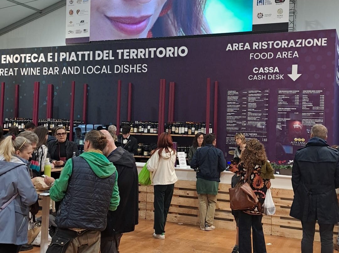Alba International White Truffle Fair-阿尔巴必去景点