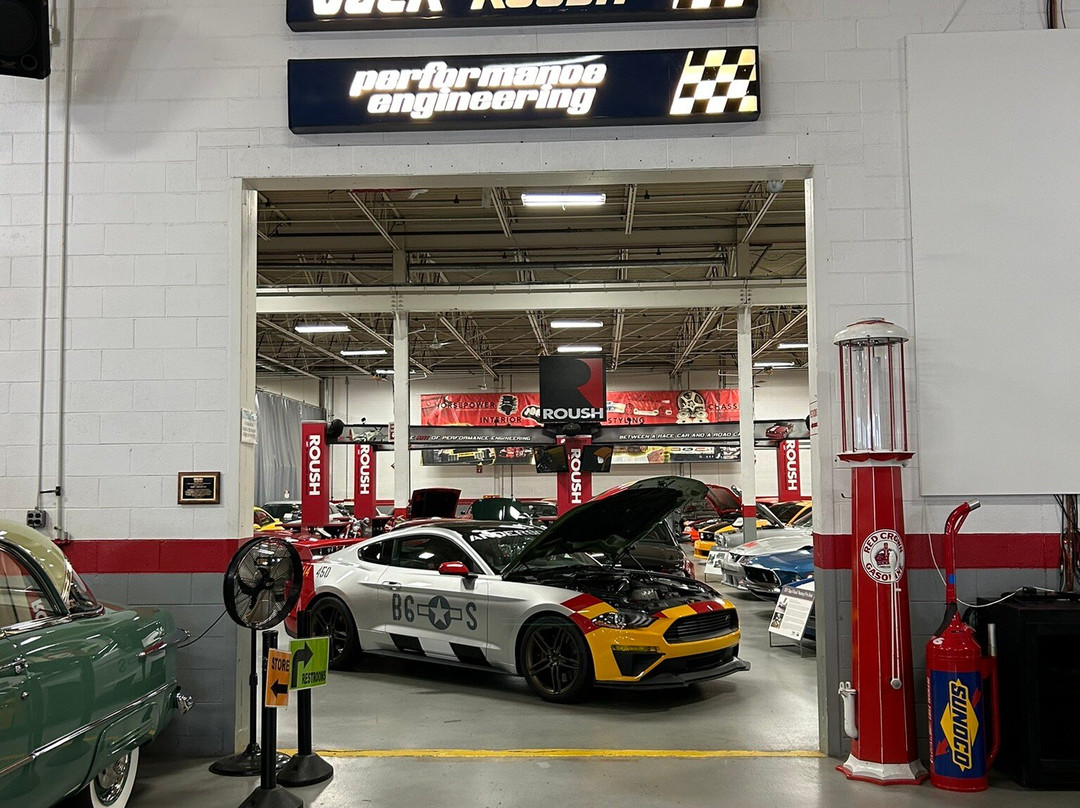 Roush Automotive Collection-利沃尼亚必去景点