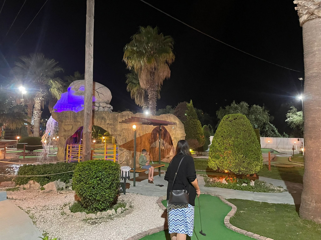 Fantasy Mini Golf-提斯里菲必去景点