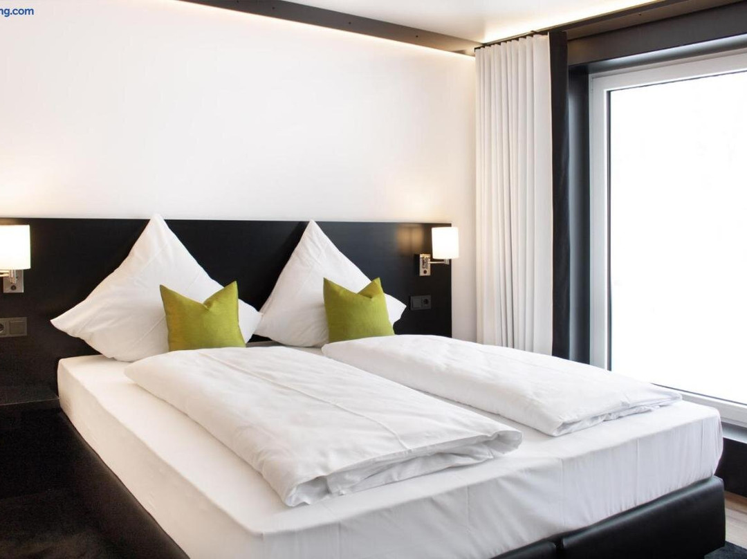 LIF Hotel by WMM Hotels