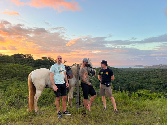 Mirador Equestrian-Playa Avellanas必去景点