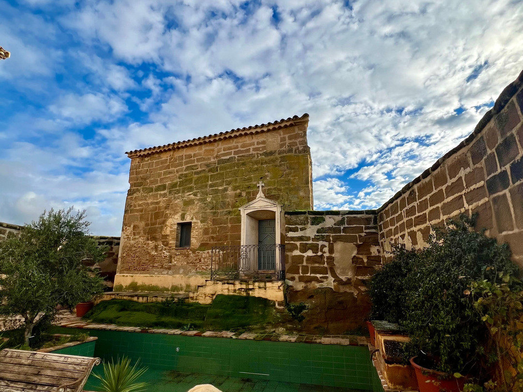Castillo de Corvinos主图